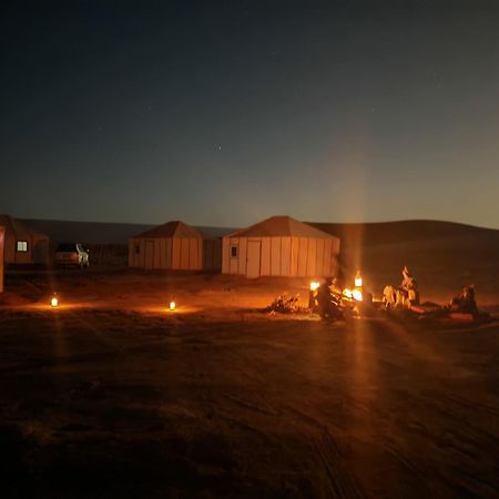 Готель Bivouac Cote-Iriki Foum Zguid Екстер'єр фото
