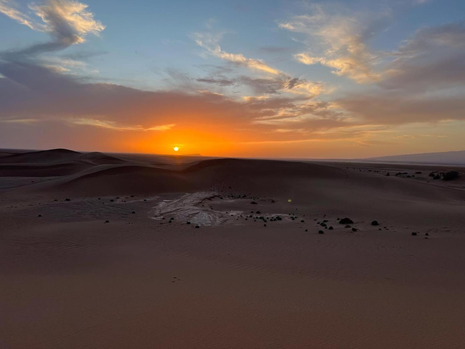 Готель Bivouac Cote-Iriki Foum Zguid Екстер'єр фото
