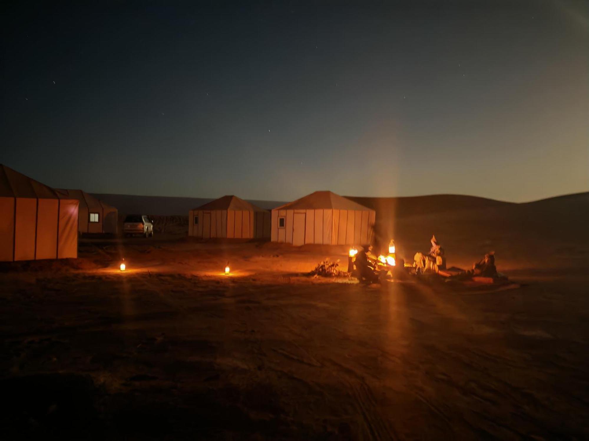Готель Bivouac Cote-Iriki Foum Zguid Екстер'єр фото