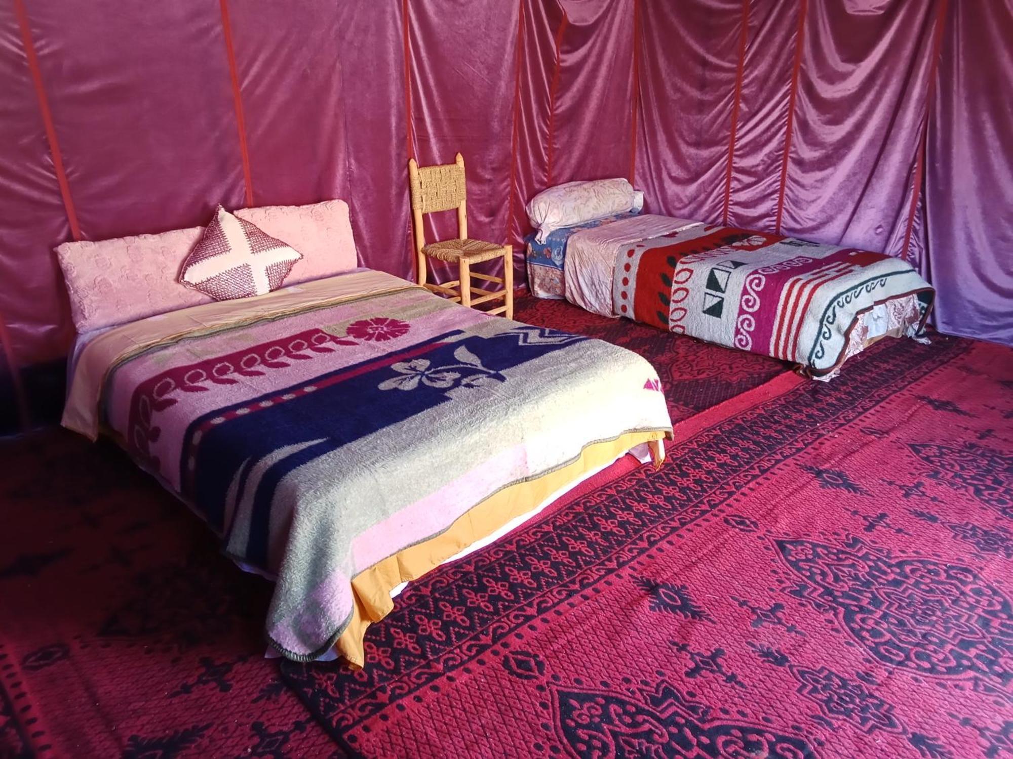 Готель Bivouac Cote-Iriki Foum Zguid Екстер'єр фото