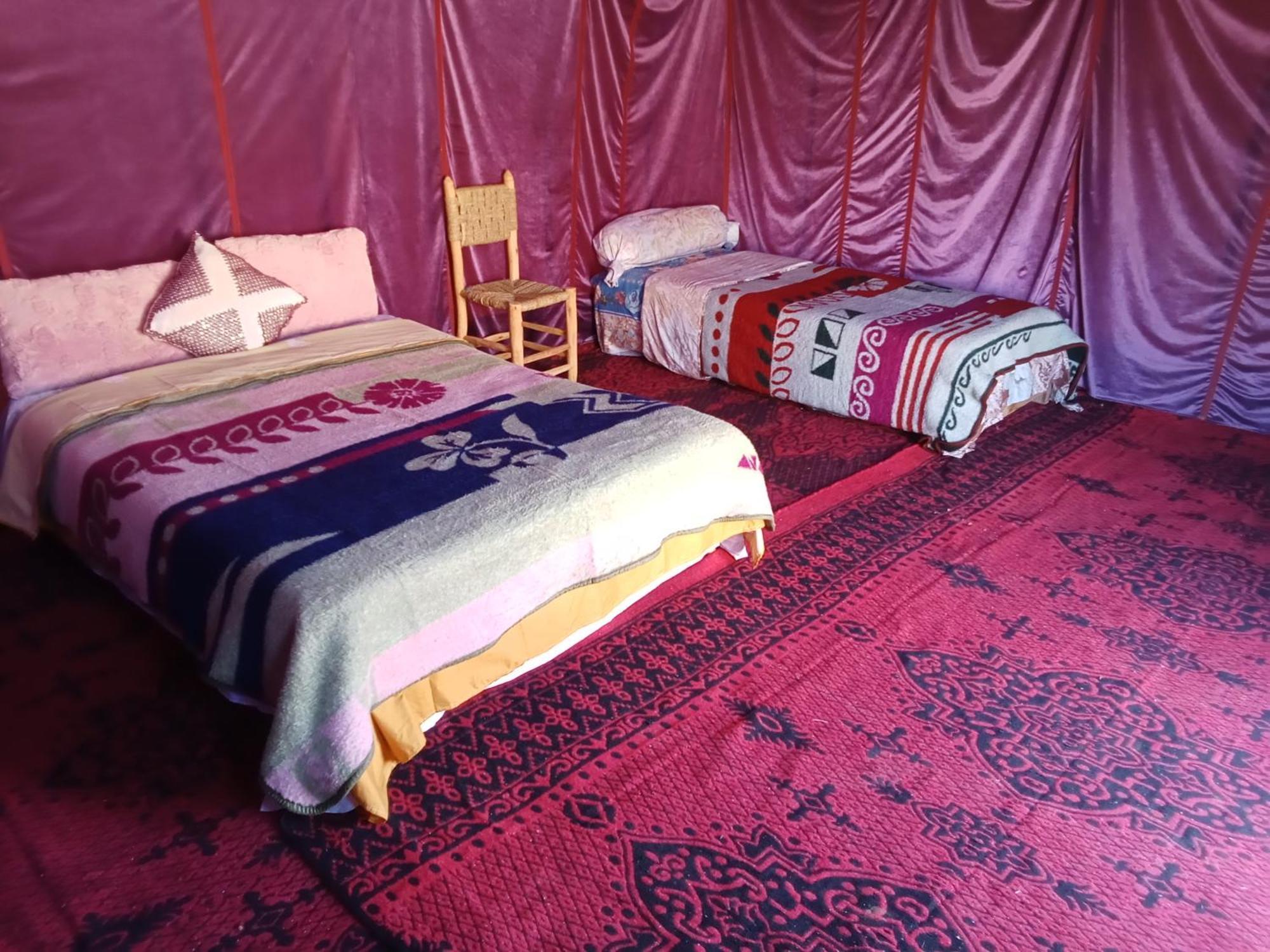 Готель Bivouac Cote-Iriki Foum Zguid Екстер'єр фото